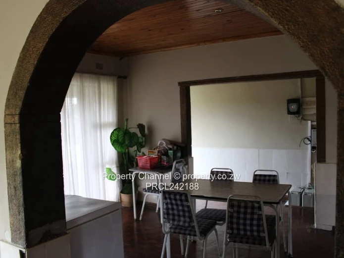 House For Sale In Mainway Meadows