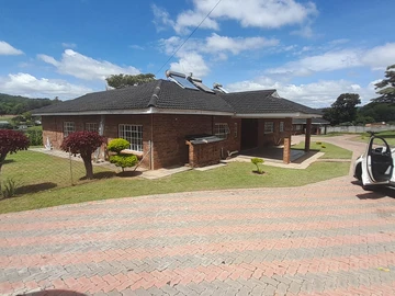 3 Bedroom Garden Flat