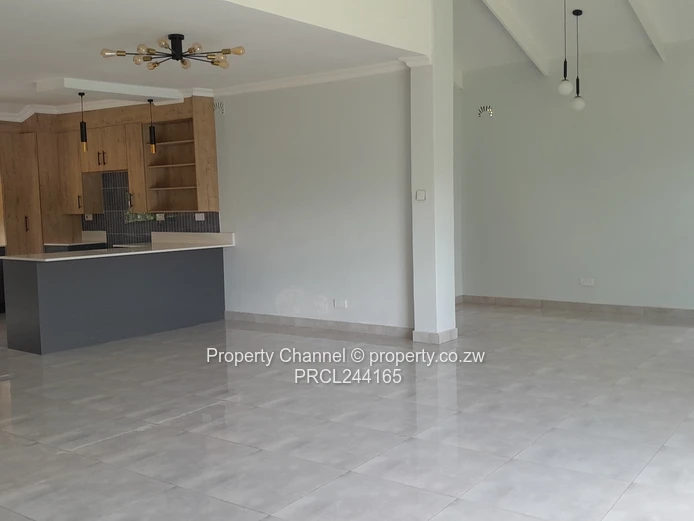 Spacious 3-Bed Mandara Home on 2000m² with Borehole