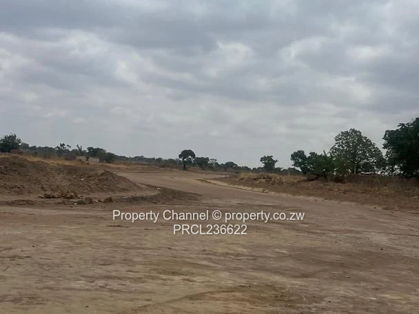 300 m² Cleared Stand in Nyabira – Level, Road Access