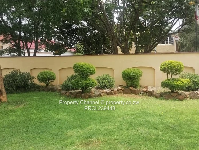 Town House For Sale In Milton Park