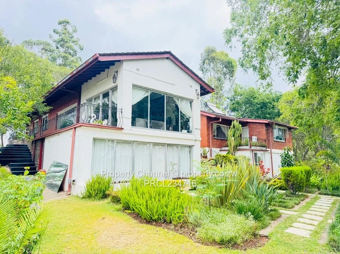 Glen Lorne 4-Bed on 7,033m² — Pool, Borehole & Gardens