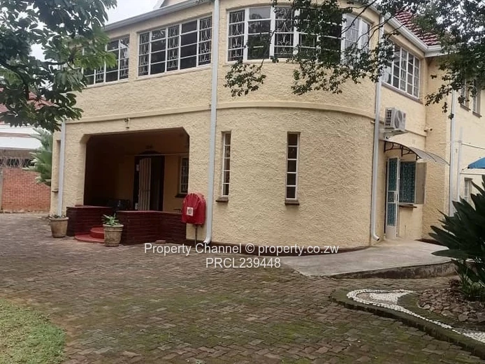 Town House For Sale In Milton Park