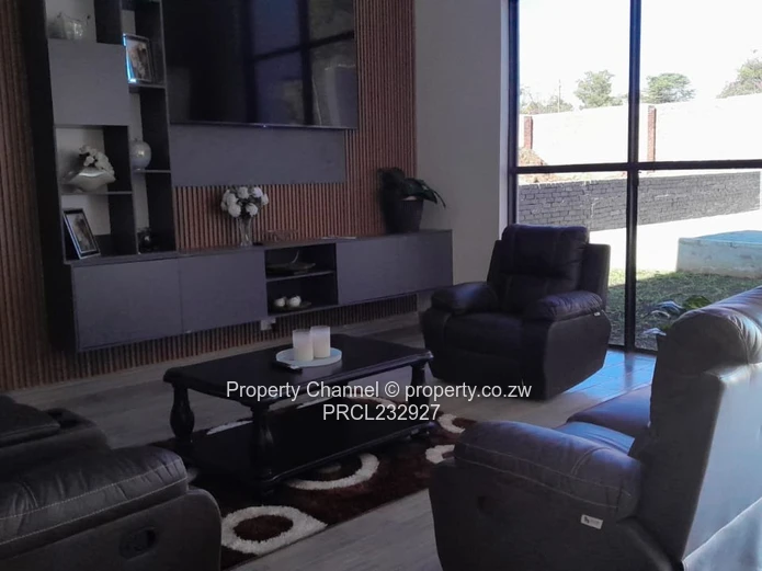 4 Bedrooms All en suite Extra Ultra Modern