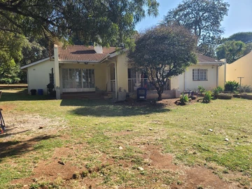 Spacious 3-Bedroom  in Highlands, Harare
