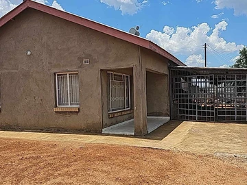 2 Bedroom House