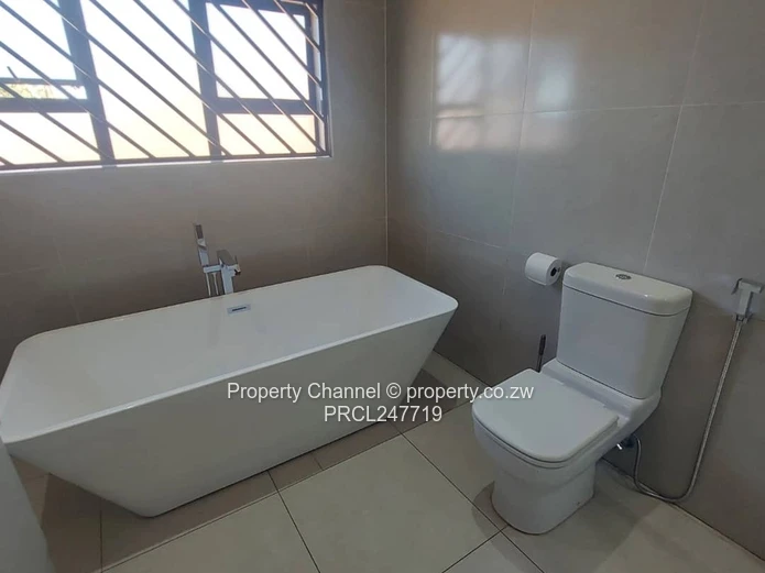  Exquisite Modern Living In Westgate Ocean Residential Park (Adylinn)