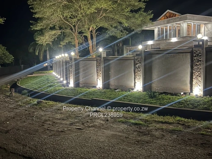 Elegant Family Home with Architectural Flair — Gletwin Estate