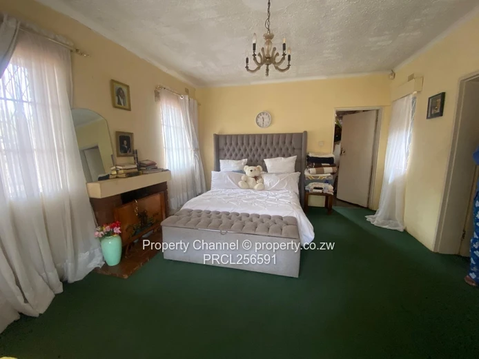 Prime Four Bedroomed House In Cranborne