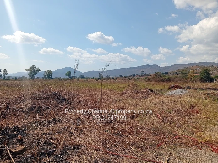 Mazowe 1000m² Stand – Main Road Frontage & Hill Views
