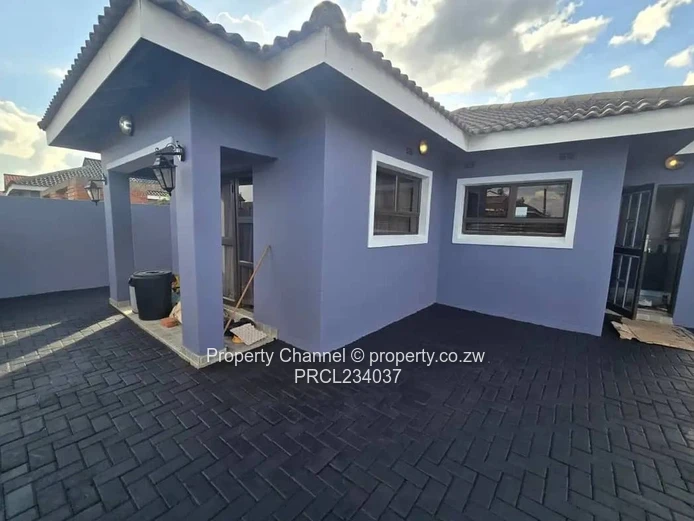 House for Sale in Aspindale Park 