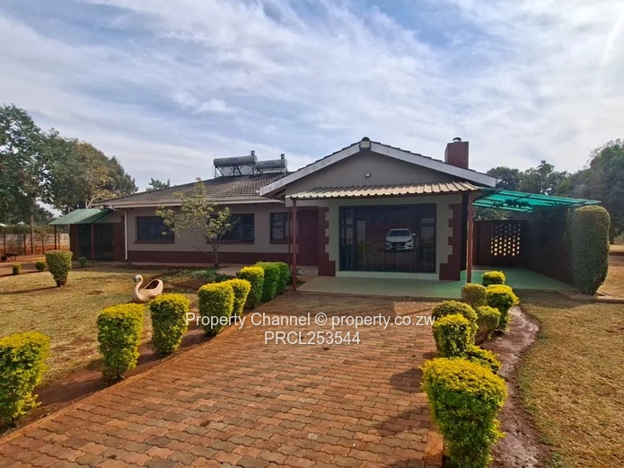 Stunning, Fully Renovated 3-Bedroom Family Home in Bluffhill
