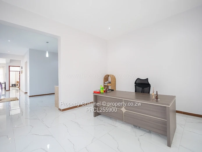 Sunlit 5-Bed Umwinsidale Home with Marble Floors