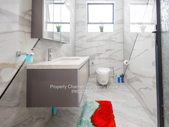 Sunlit 5-Bed Umwinsidale Home with Marble Floors
