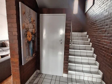 2 Bedroom Garden Flat