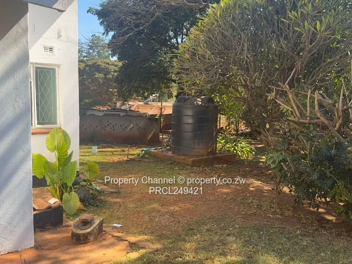  3-Bed Cottage with Solar & Borehole — Helensvale