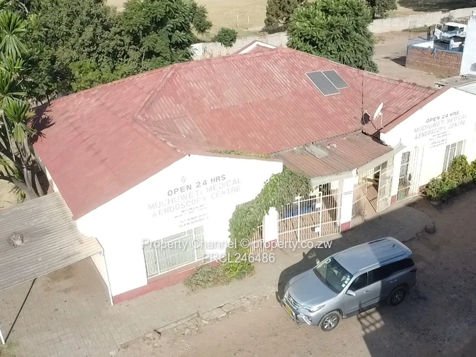 Glen Norah Medical/Commercial Property — 450 m², Accessible