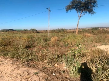 Commercial & Industrial Land
