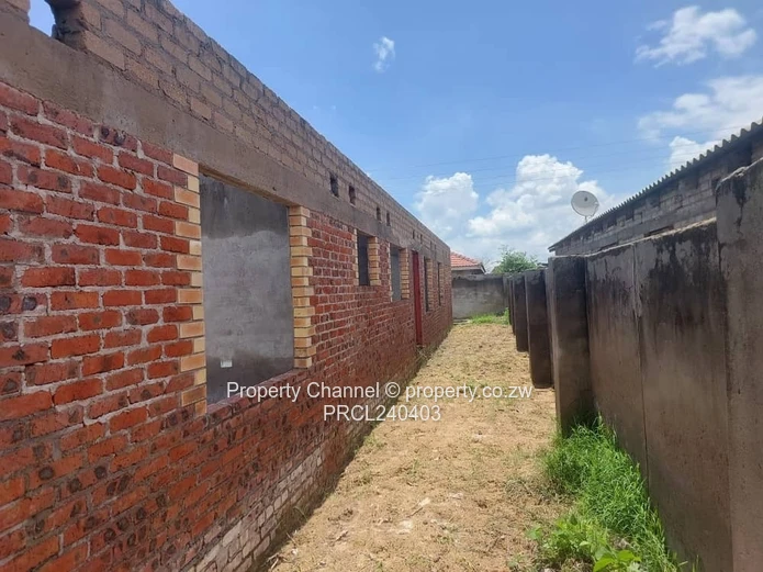 Incomplete 4-Bedroom House for Sale – Chitungwiza Unit L