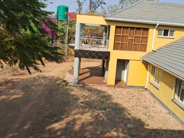 8 Bedroom House