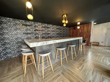 6 Unit Townhouse Complex