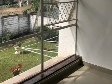 3 Bedroom Flat & Apartment